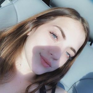 Meet your Posher, Shelby